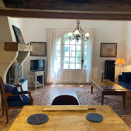 Mas Antonine, Grenouille Arles