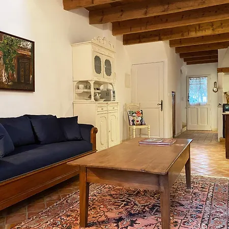 Mas Antonine, Grenouille Apartment *